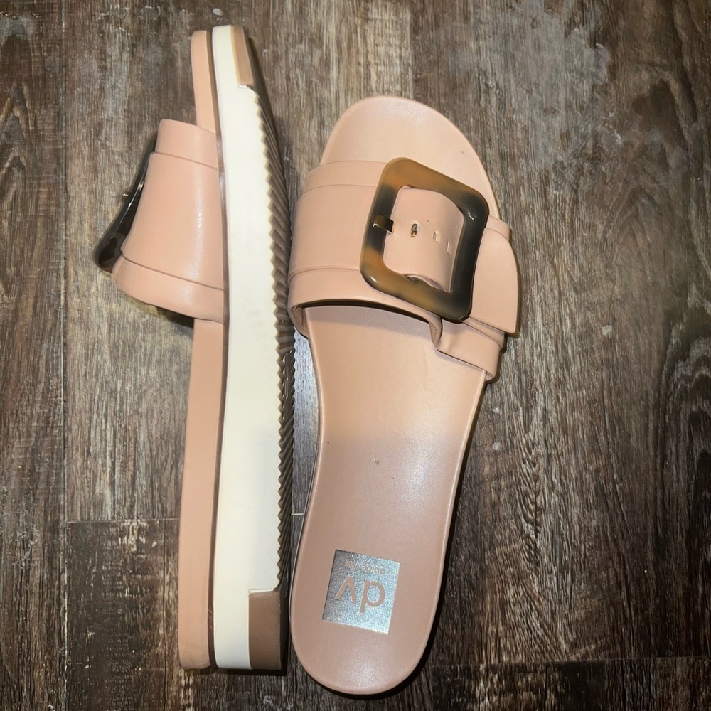 DV by Dolce Vita Brown Slide Sandals - Picture 4 of 4